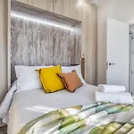 Luxurys Costasol33 Aptos 1 Y 2