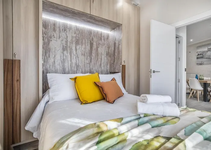 Luxurys Costasol33 Aptos 1 Y 2