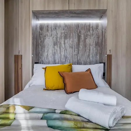 Luxurys Costasol33 Aptos 1 Y 2