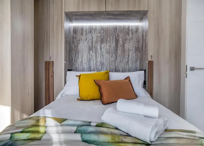 Luxurys Costasol33 Aptos 1 Y 2